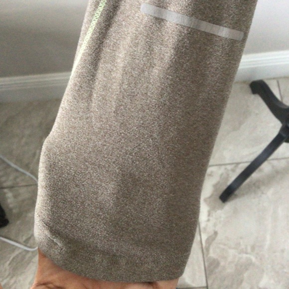 Nike Athletic Women’s Pullover Jacket Sweater - Picture 4 of 9